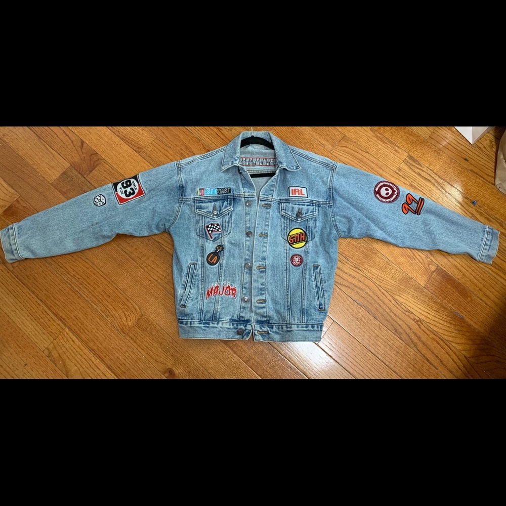 Jean jacket with patches